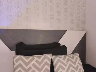 Madisson-Miller1's Live Sex Cam Show