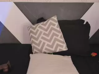 Madisson-Miller1's Live Sex Cam Show