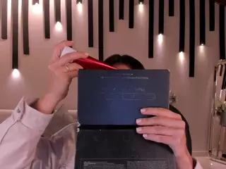 Sussan Elliot's Live Sex Cam Show