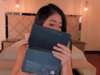 Sussan Elliot's Live Sex Cam Show