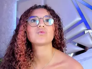 miia-02's Live Sex Cam Show