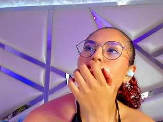 miia-02's Live Sex Cam Show
