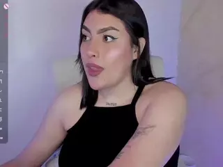 malley-adams's Live Sex Cam Show