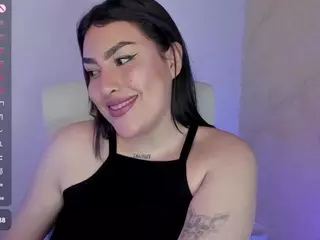 malley-adams's Live Sex Cam Show