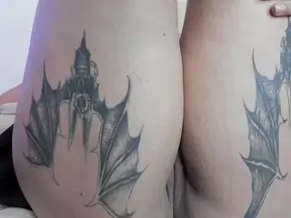 malley-adams's Live Sex Cam Show
