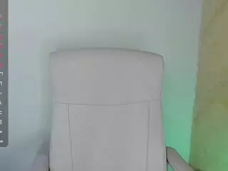 malley-adams's Live Sex Cam Show