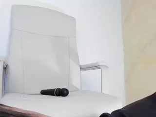 malley-adams's Live Sex Cam Show