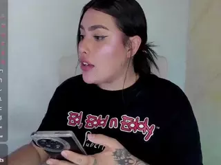 malley-adams's Live Sex Cam Show