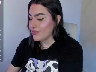 malley-adams's Live Sex Cam Show