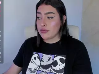 malley-adams's Live Sex Cam Show