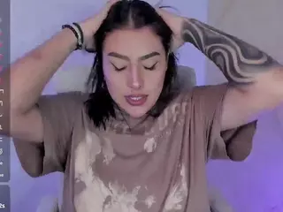 malley-adams's Live Sex Cam Show