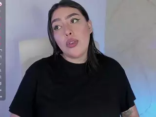 malley-adams's Live Sex Cam Show