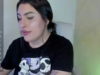 malley-adams's Live Sex Cam Show