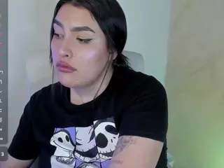 malley-adams's Live Sex Cam Show
