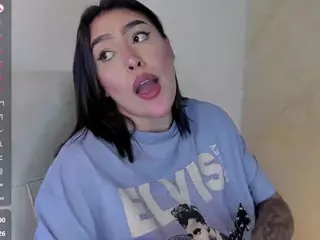malley-adams's Live Sex Cam Show