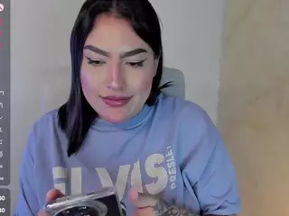 malley-adams's Live Sex Cam Show