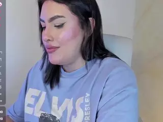 malley-adams's Live Sex Cam Show