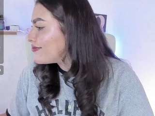 Live cam show with malley-adams