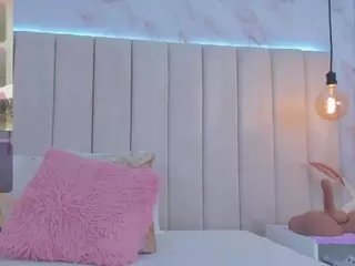 Annyy-Rosse's Live Sex Cam Show