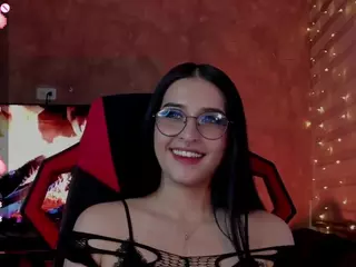 CHARRLOTTEGREY's Live Sex Cam Show