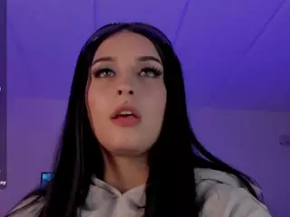 CHARRLOTTEGREY's Live Sex Cam Show