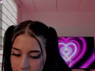 CHARRLOTTEGREY's Live Sex Cam Show