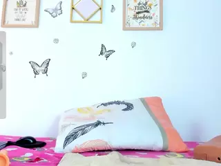 Emma Rogerss's Live Sex Cam Show