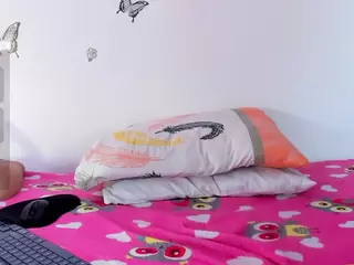 Emma Rogerss's Live Sex Cam Show