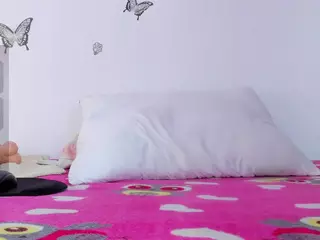 Emma Rogerss's Live Sex Cam Show