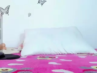 Emma Rogerss's Live Sex Cam Show