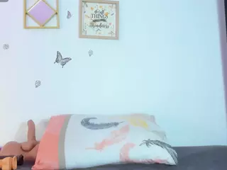 Emma Rogerss's Live Sex Cam Show