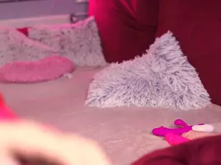 PlayfulBabe's Live Sex Cam Show
