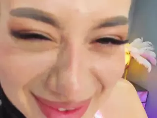 AmedeeaBanks's Live Sex Cam Show