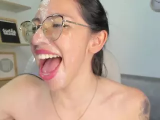 Katty-mouth's Live Sex Cam Show