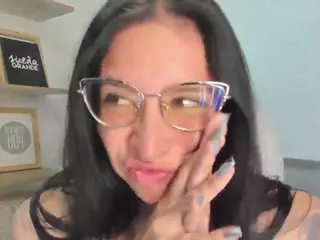 Katty-mouth's Live Sex Cam Show