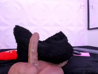 AntonelaLopez's Live Sex Cam Show