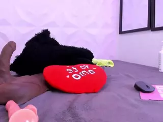 AntonelaLopez's Live Sex Cam Show