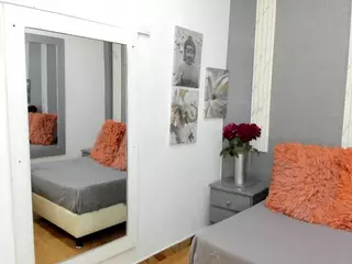 rebecacorttez's Live Sex Cam Show