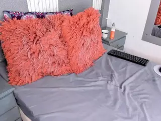 rebecacorttez's Live Sex Cam Show