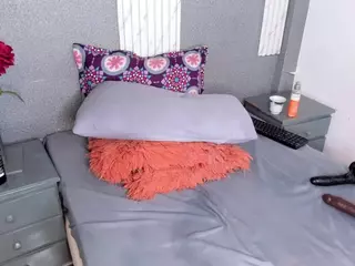 rebecacorttez's Live Sex Cam Show