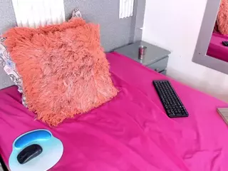 rebecacorttez's Live Sex Cam Show