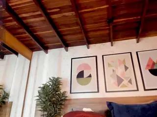 Luna Ruso's Live Sex Cam Show
