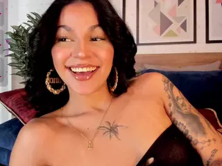 Luna Ruso's Live Sex Cam Show
