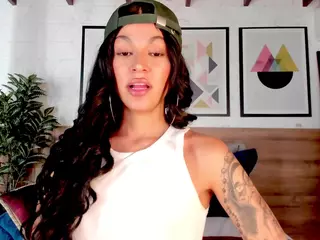Luna Ruso's Live Sex Cam Show