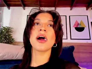 Luna Ruso's Live Sex Cam Show