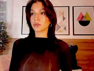 Luna Ruso's Live Sex Cam Show
