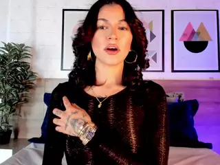 Luna Ruso's Live Sex Cam Show