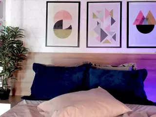 Luna Ruso's Live Sex Cam Show