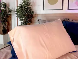 Luna Ruso's Live Sex Cam Show