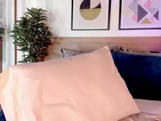 Luna Ruso's Live Sex Cam Show